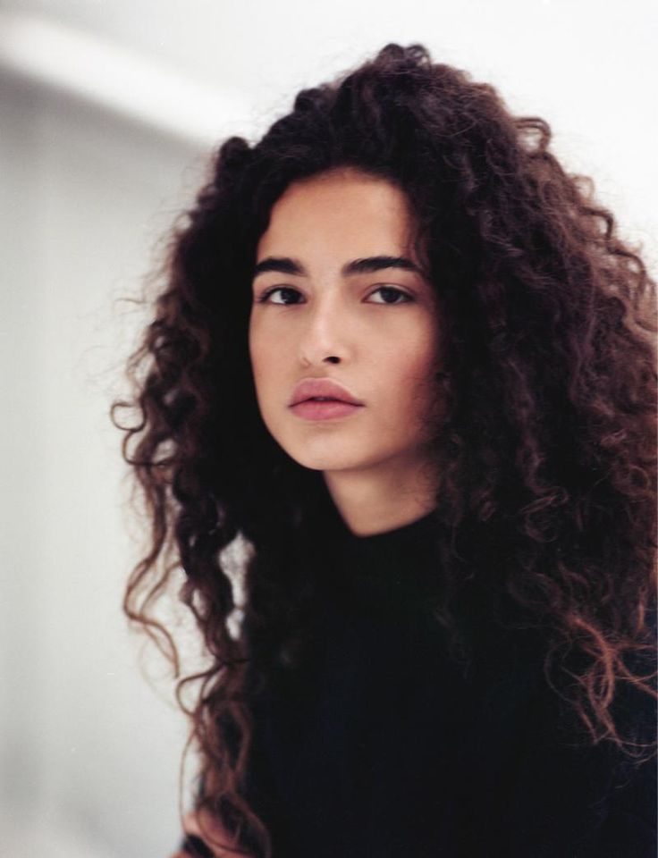 a65a264e29d711638528f921bffc34e0--female-faces-female-model-face